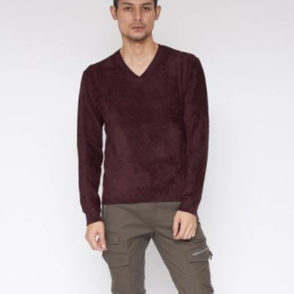 Tornado Mart bordeaux pullover sweater